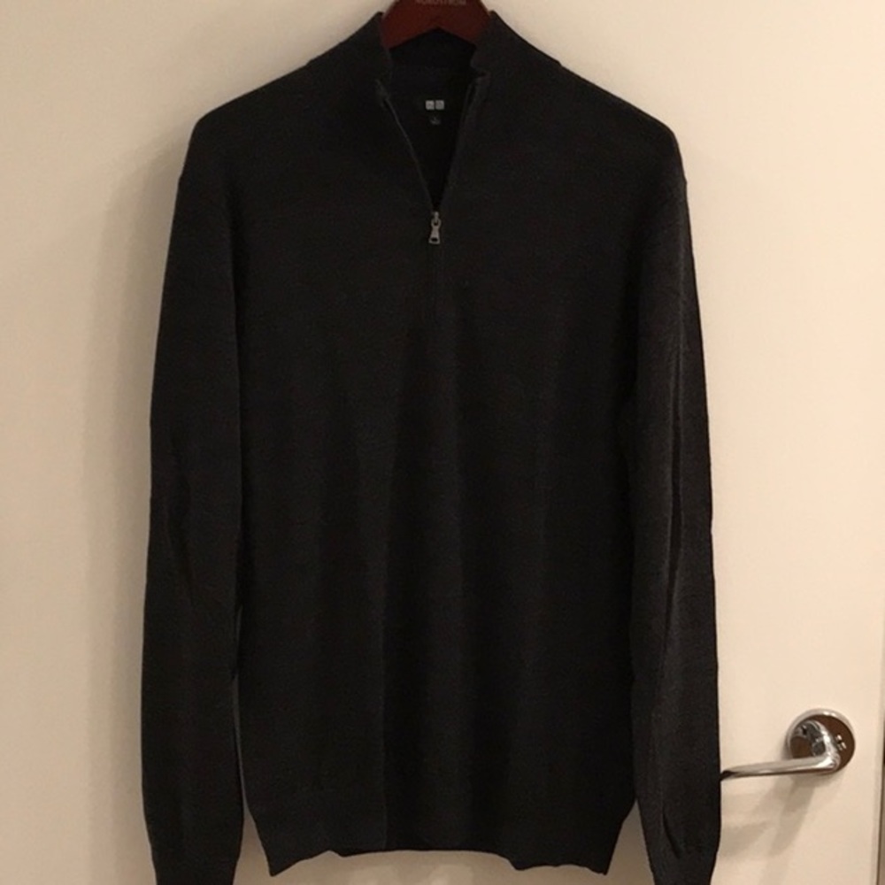 Black Uniqlo quarter zip sweater in large
